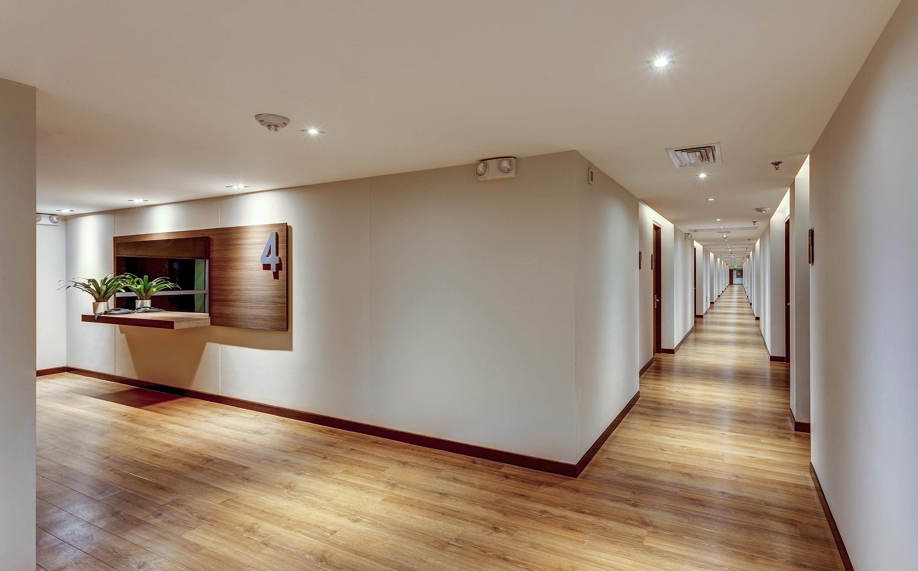 Estelar Villavicencio Hotel & Centro De Convenciones Εξωτερικό φωτογραφία A corridor at the hotel
